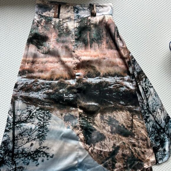 House of Sunny Nature scene asymmetric midi skirt - Picture 3 of 6